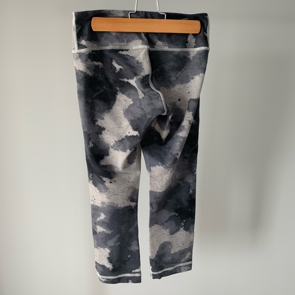 Lululemon wunder under crop - Picture 2 of 2